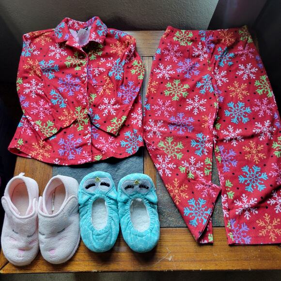 Girls size 4 Bundle of Clothing - Danskin Now, Joe Boxer, Okie Dokie, Slippers - Picture 4 of 8